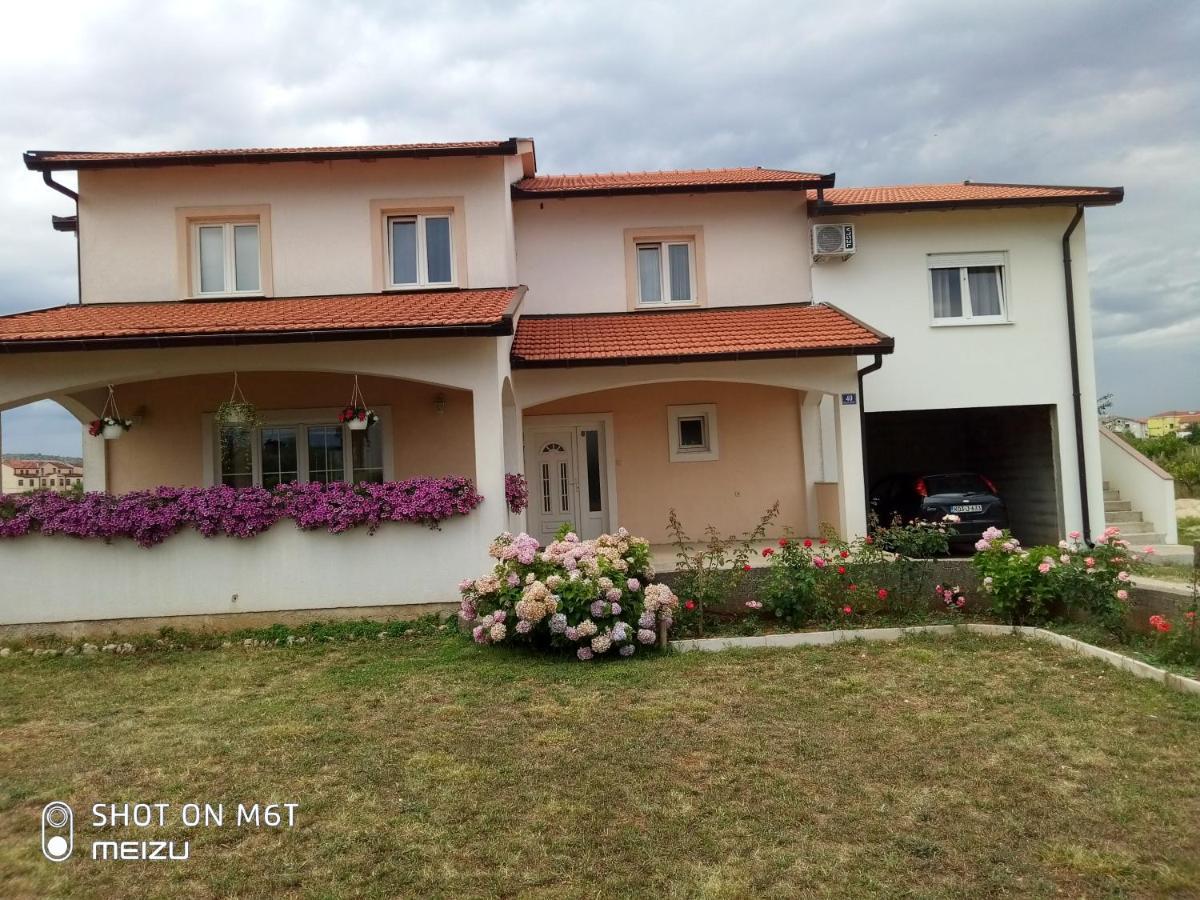 Apartmani Darko Меджугорье Экстерьер фото
